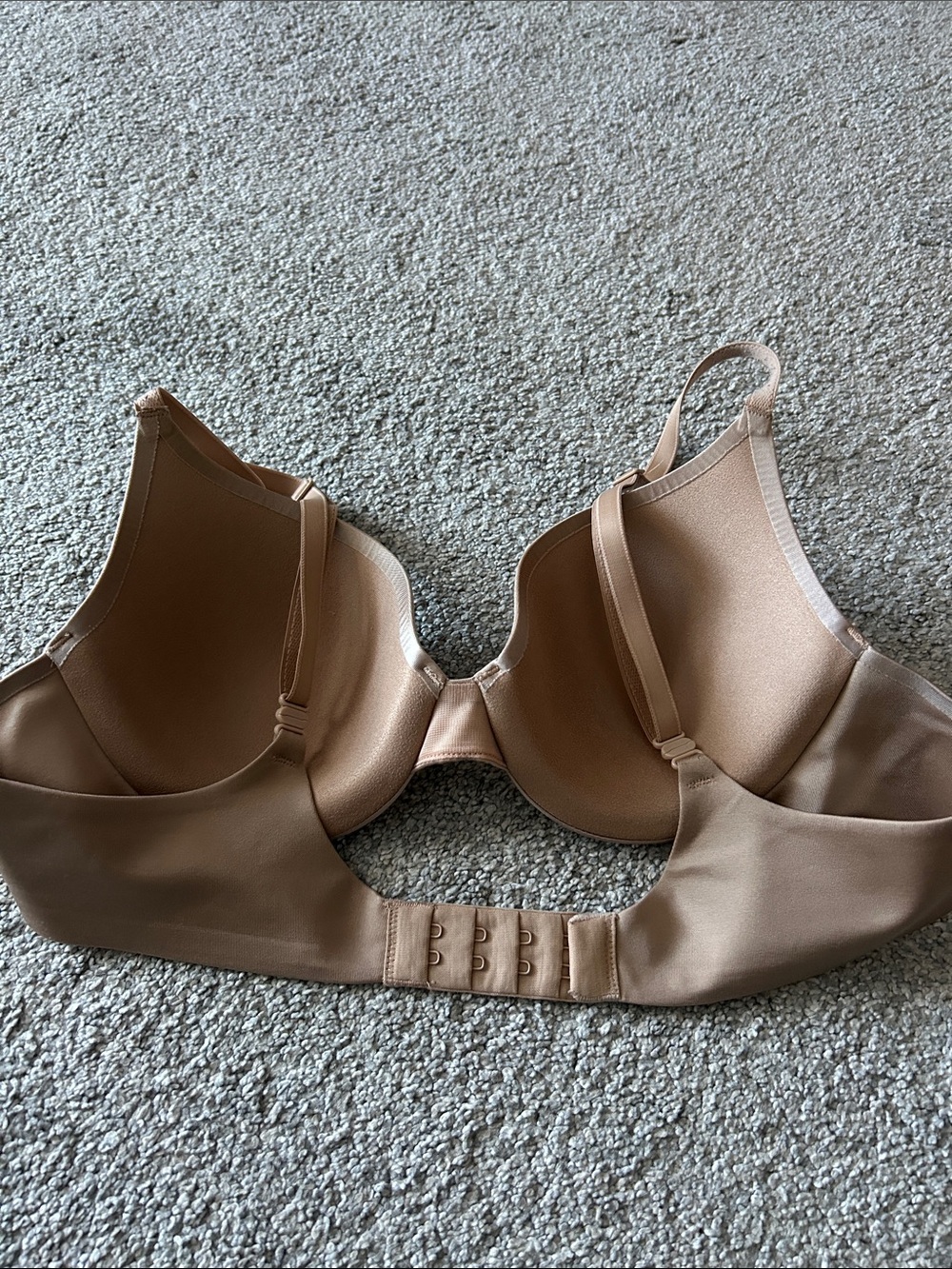 Everyday Smooth Nude T-Shirt Bra - Picture 3 of 6